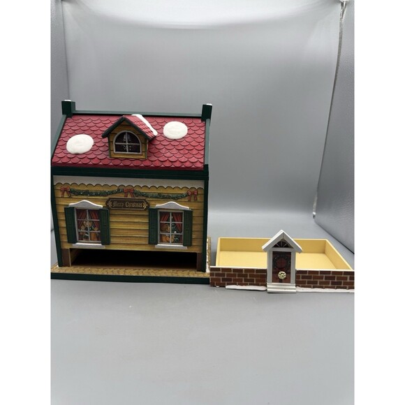 Christmas Traditions Animated Musical House Santa Clause Coming To Town - Picture 3 of 8